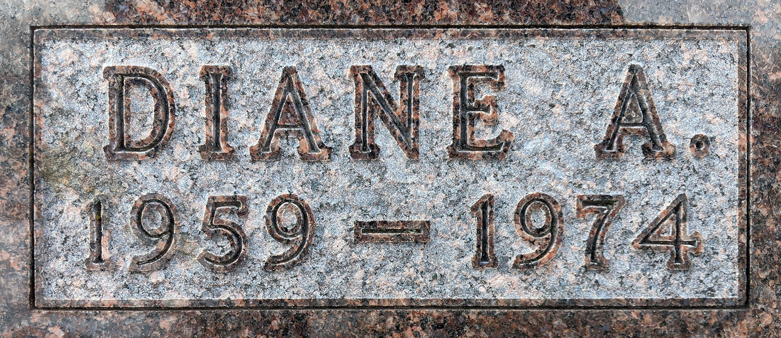 PALL_PolishedEdge_CemeteryHeadstoneExample Polished Edge headstone example.
